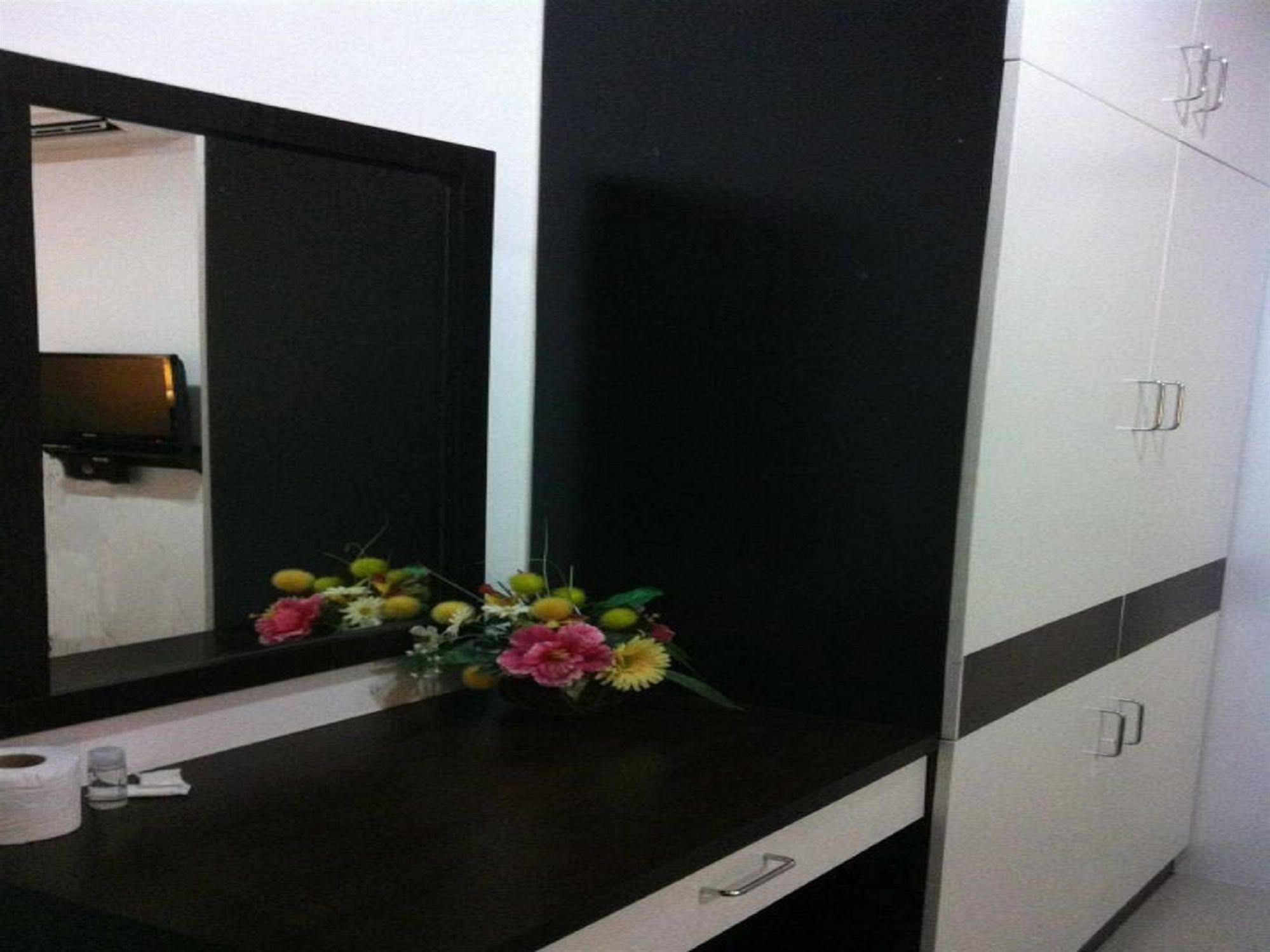 Hotel Noble U-House Chiangmai Chiang Mai Esterno foto